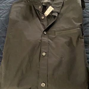 Black men’s dress shirt slim fit